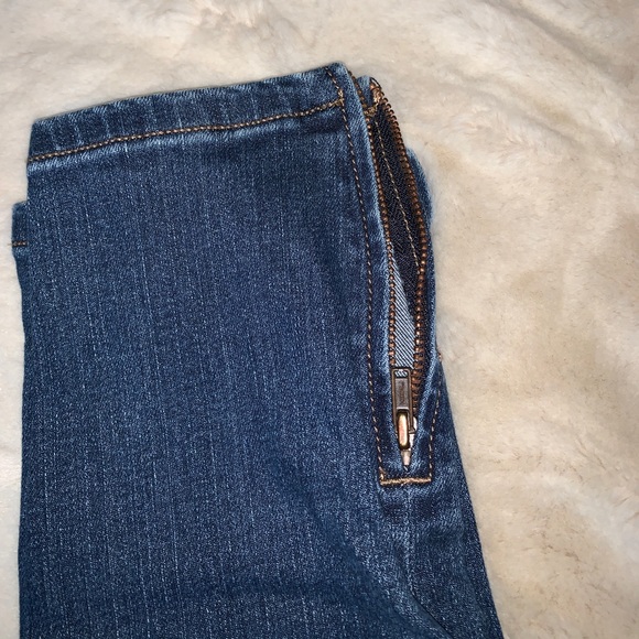 Loft modern skinny ankle jeans - Picture 2 of 16